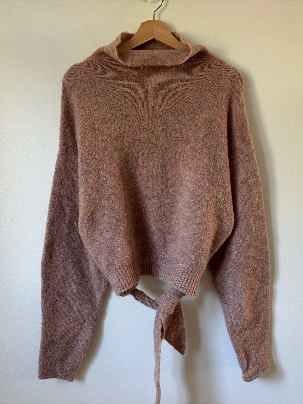 Aritzia Wilfred Lorin Sweater Pink Multicolour Size Large, Like New